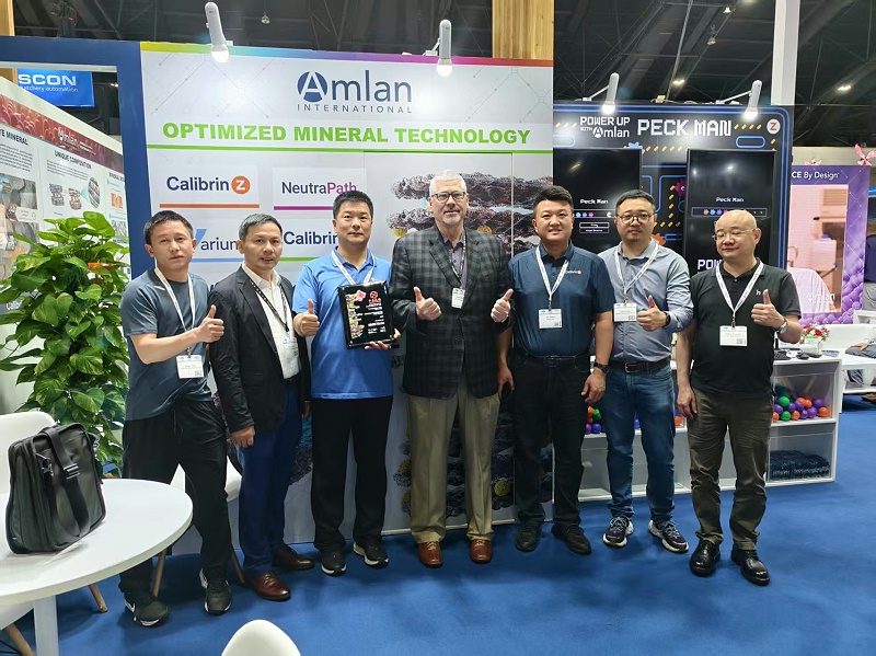 中农牧扬-安牧然授牌仪式2